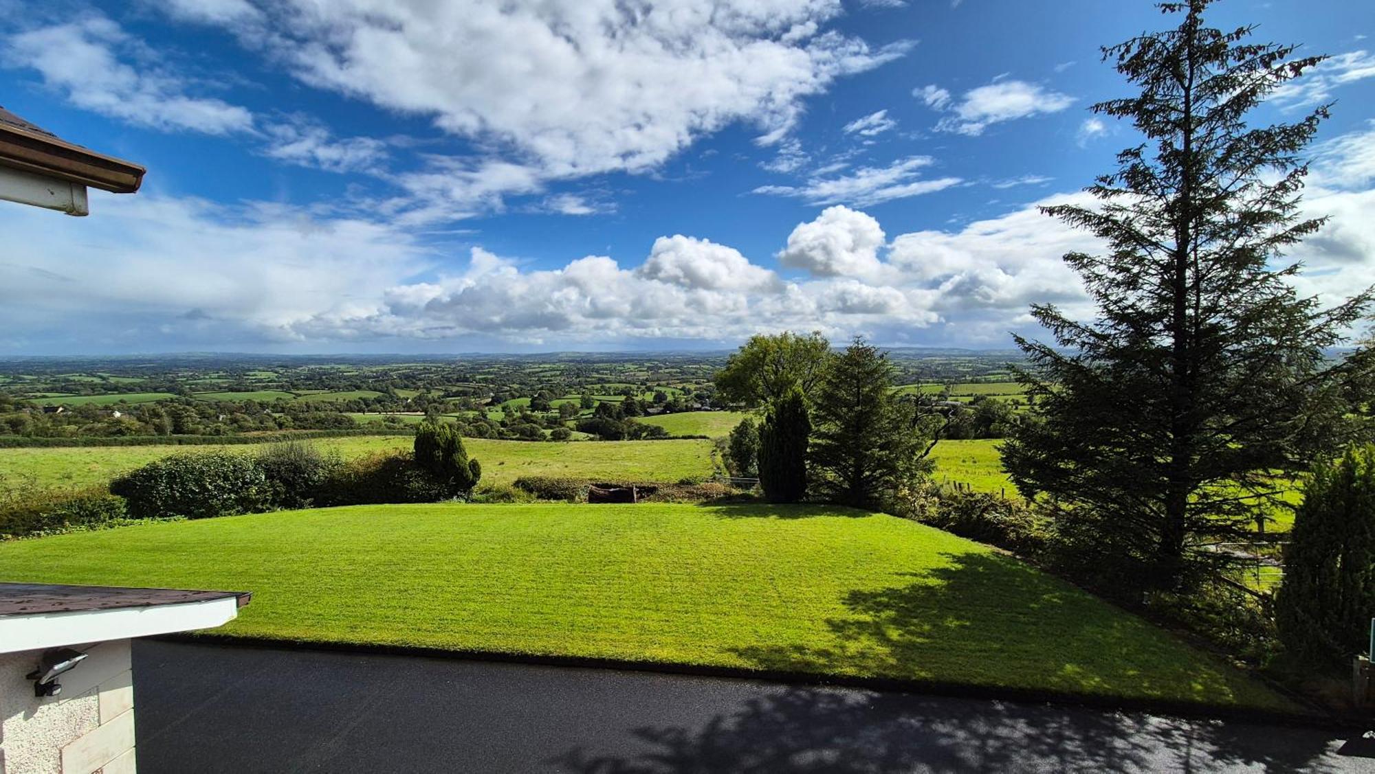 Goldenhill Guesthouse Omagh Exterior foto
